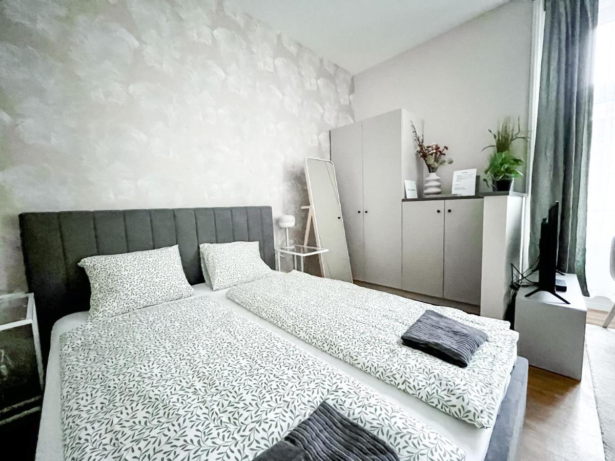 T32 Central Modern Suites Budapest Exterior foto