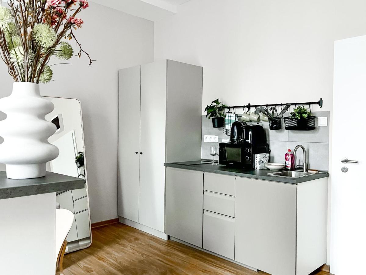 T32 Central Modern Suites Budapest Exterior foto